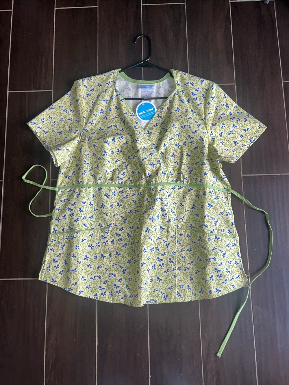 SB Scrubs Floral V-Neck Top in Green and Blue with waist tie